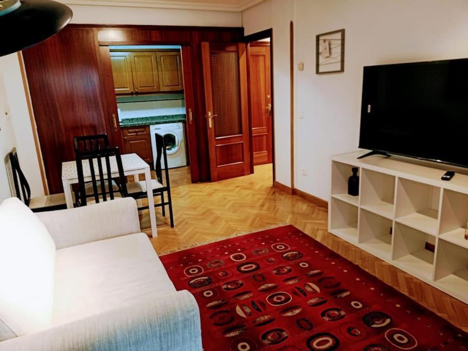 Apartamento Apartamento Entre Estaciones Oviedo Exterior foto