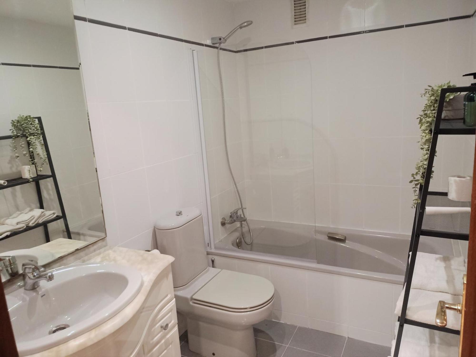 Apartamento Apartamento Entre Estaciones Oviedo Exterior foto